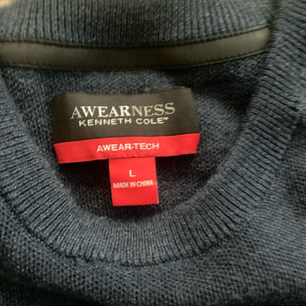 KENNETH COLE Sweater - Picture 3 of 3